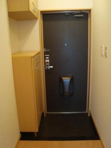 玄関　玄関（イメージ）