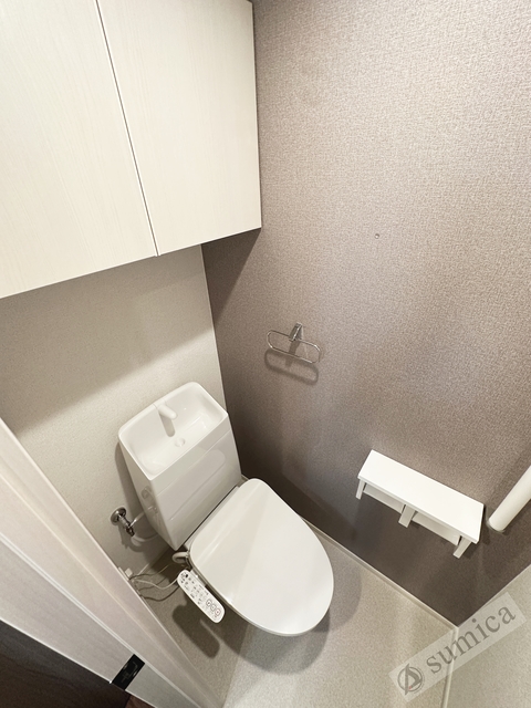 トイレ　温水洗浄暖房便座