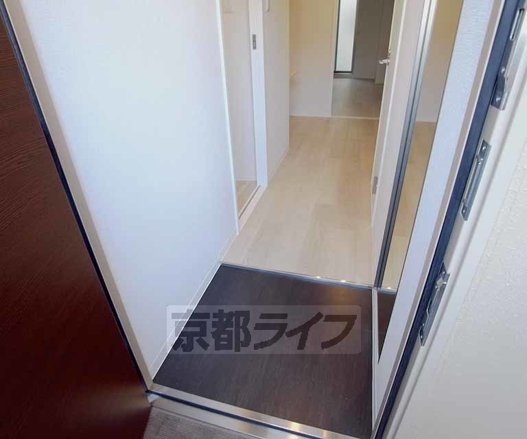 玄関　明るくゆったり玄関です！