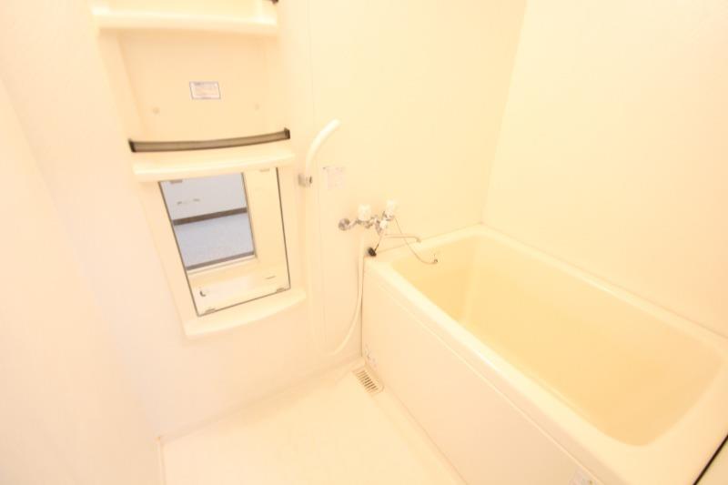 バス・シャワールーム　お風呂です。