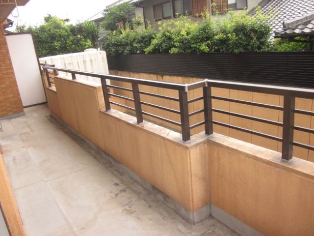 バルコニー　日当たりの良いベランダです