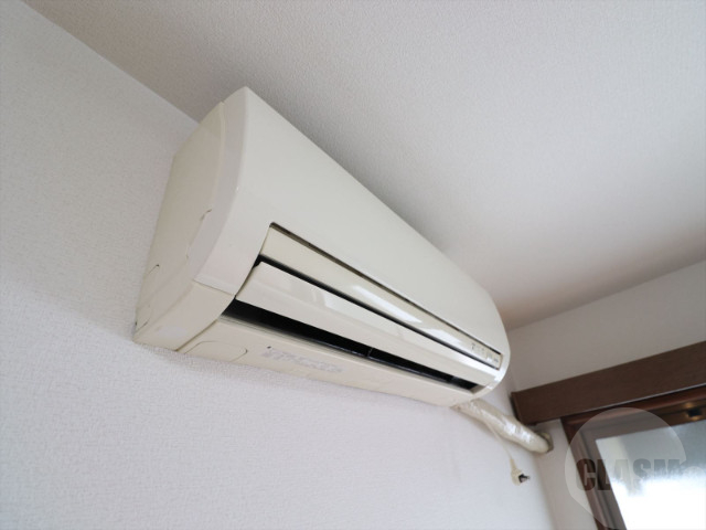 その他設備　エアコンで年中快適に過ごせます