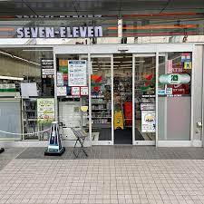 コンビニ　セブンイレブン 代々木イースト店（コンビニ）まで229m
