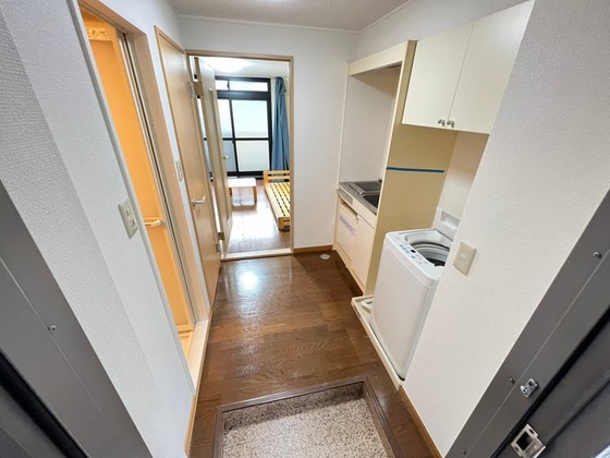 玄関　※別部屋の写真です