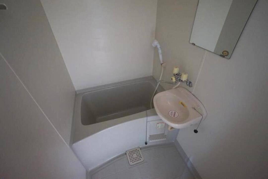 バス・シャワールーム　浴室