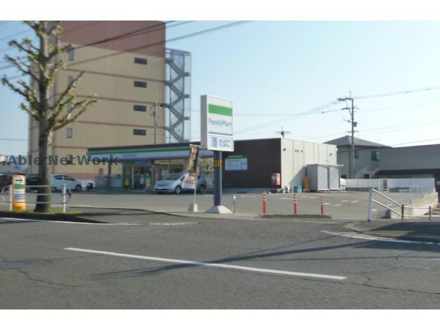 コンビニ　ファミリーマート大村杭出津一丁目店（コンビニ）まで758m