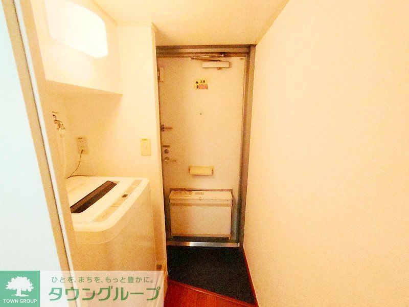 玄関　洗面