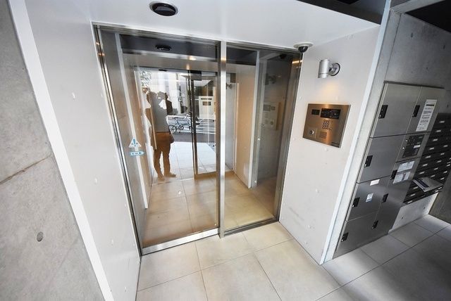 エントランス　カスタリア渋谷櫻丘