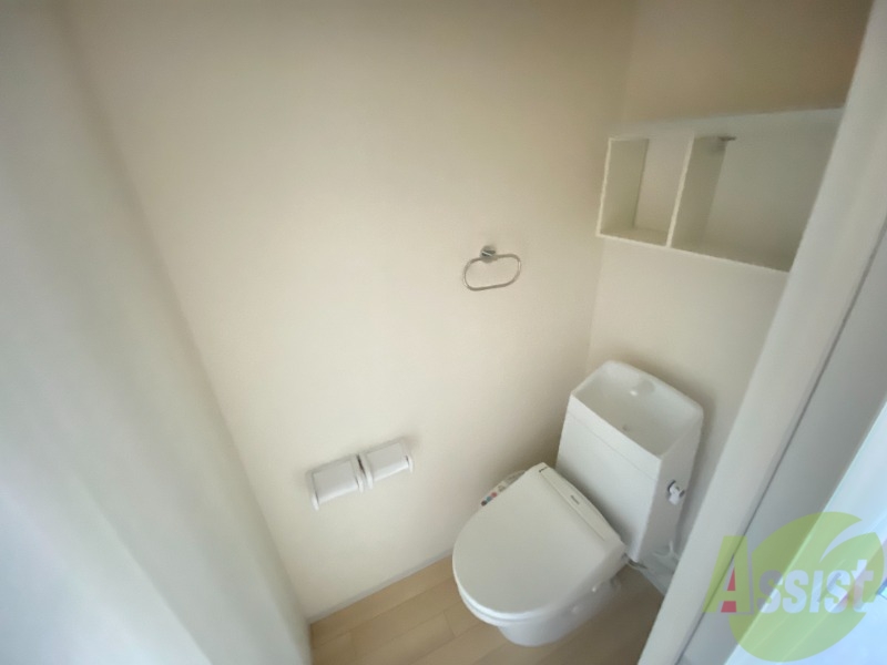 トイレ　トイレにはウォシュレットが設置済みですね