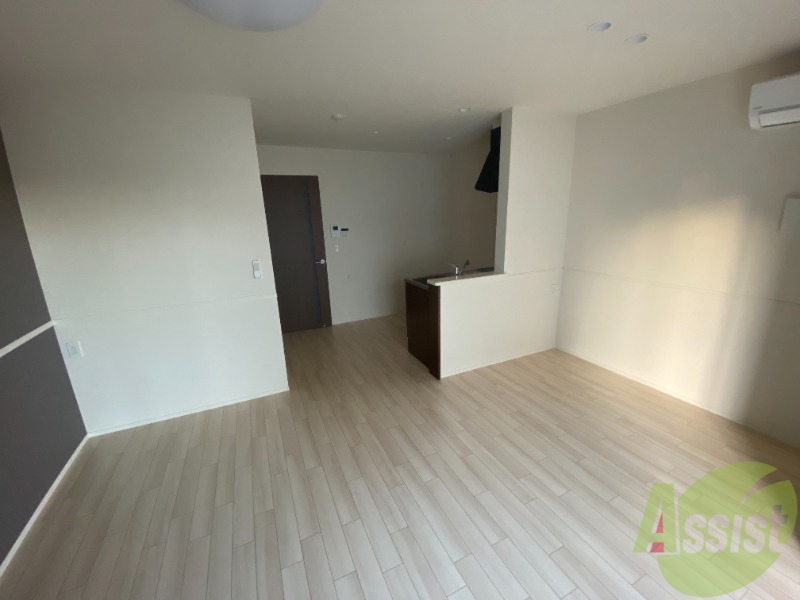 居室・リビング　リビングはこちら、南向きで陽当り良好なお部屋