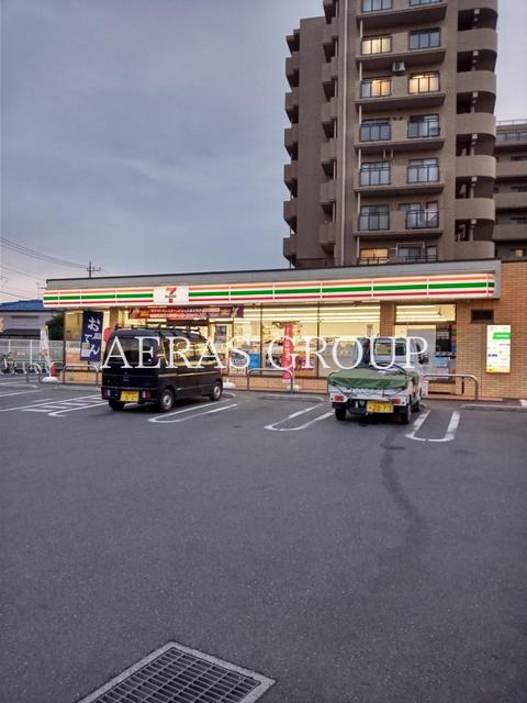 コンビニ　セブン-イレブン 大宮櫛引１丁目店（コンビニ）まで200m