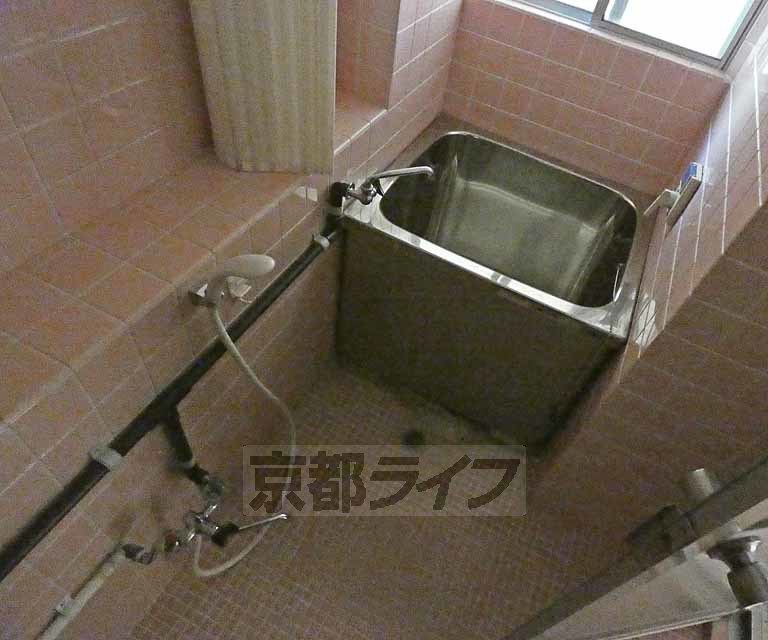 バス・シャワールーム　お風呂です。