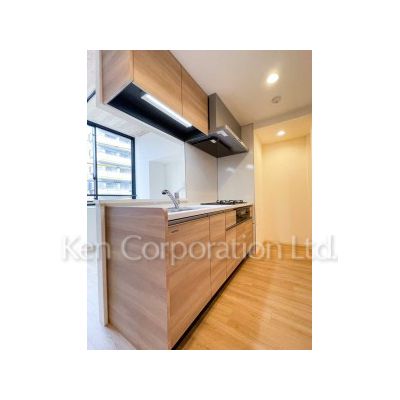 キッチン　同タイプ2階のお部屋を撮影。仕様が異なることがあります。