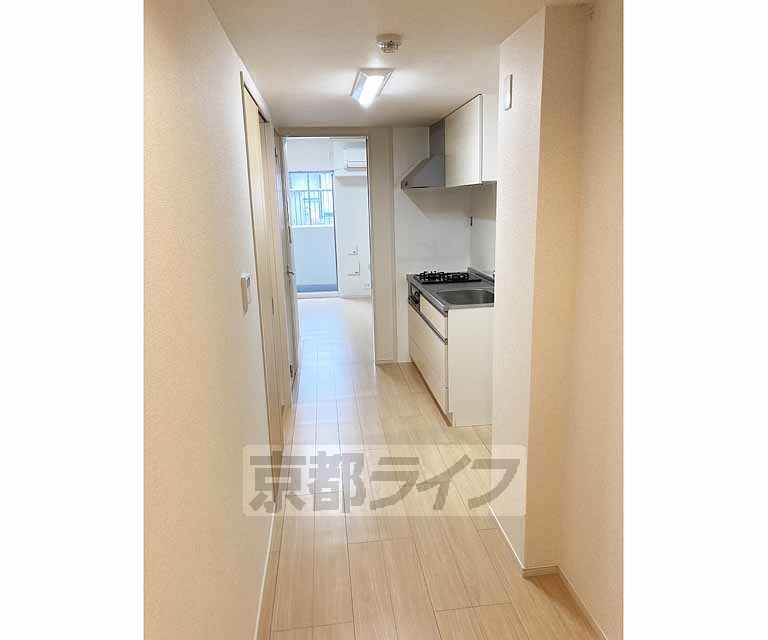 その他部屋・スペース　玄関入ってすぐの廊下部分です・