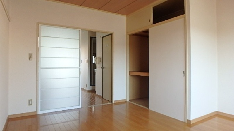 居室・リビング　図面と現状に相違がある場合には現状を優先