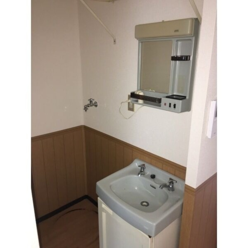 洗面設備　図面と現状に相違がある場合には現状を優先