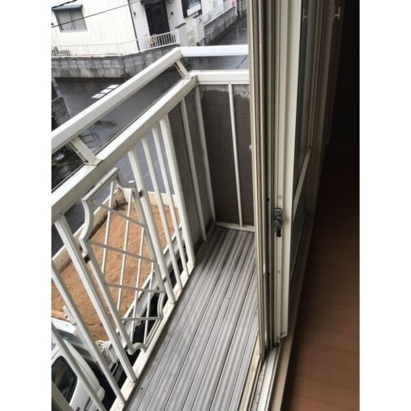 バルコニー　図面と現状に相違がある場合には現状を優先