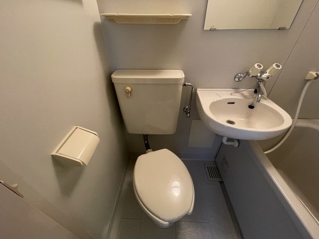 トイレ　トイレもきれいです