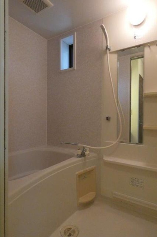 バス・シャワールーム　図面と現状に相違がある場合には現状を優先