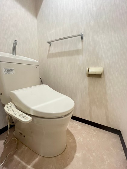 トイレ　※ほかのお部屋の写真です。