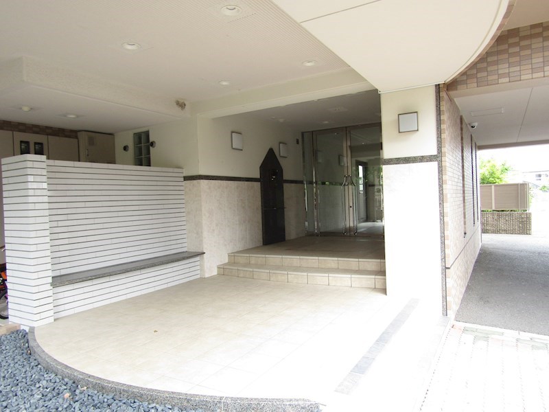 エントランス　エントランス