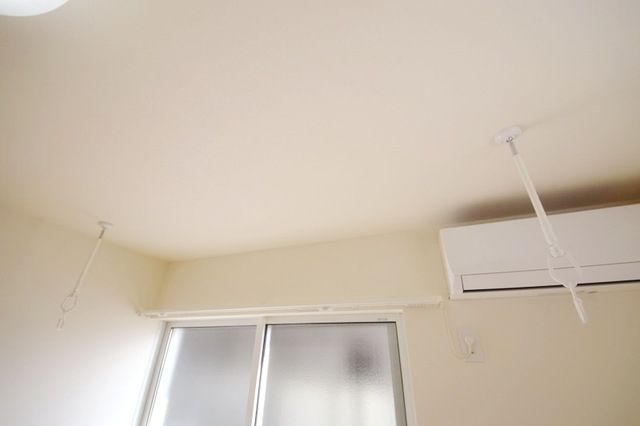 その他設備　室内物干し