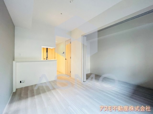 居室・リビング　同マンション別部屋　参考写真
