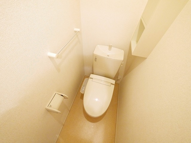 トイレ　シンプルで使いやすいトイレです