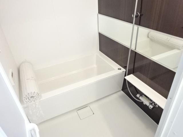 バス・シャワールーム　UB1418