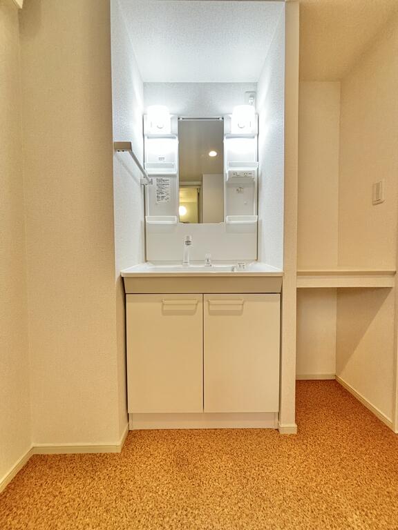 洗面設備　類似物件流用