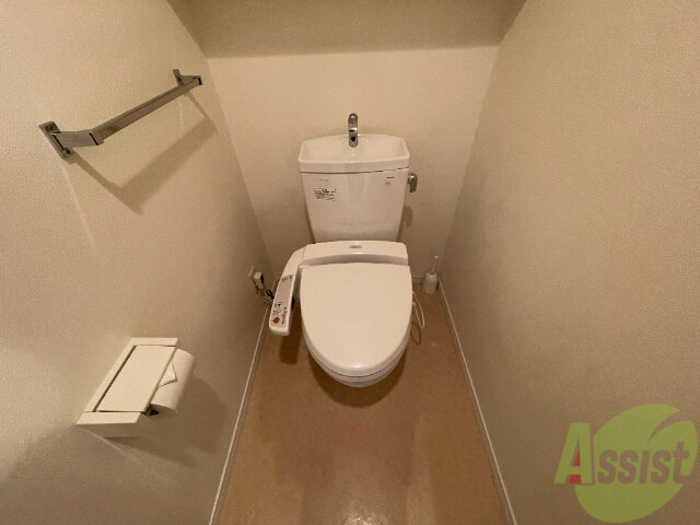 トイレ　ウォシュレット付きのトイレです。シャワートイレは日本の宝。