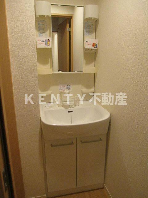 洗面設備　広い洗面スペース