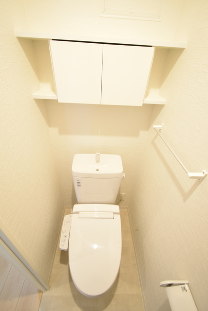 トイレ　※同タイプのお部屋の写真です。