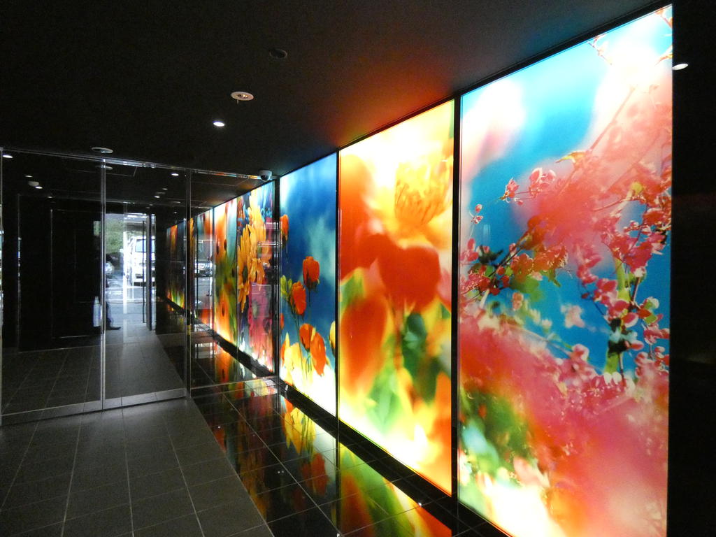 エントランス　清潔なエントランスです