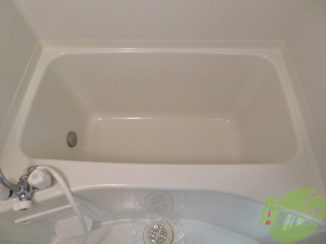 バス・シャワールーム　疲れた時はゆっくり湯船につかってみてはいかがでしょうか。