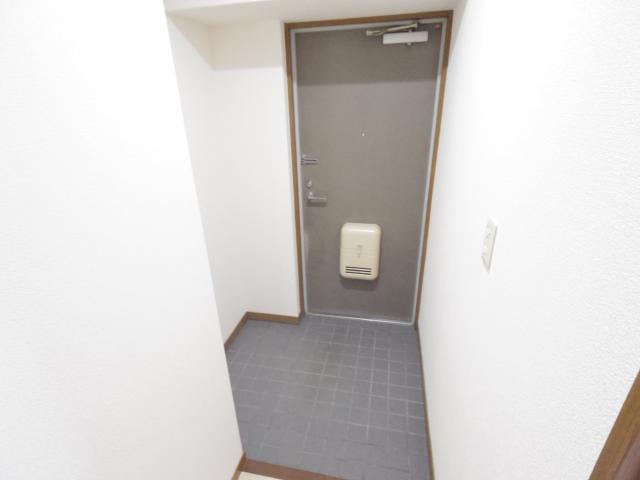 玄関　ゆったりとした玄関です