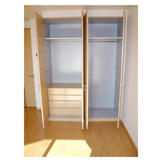 収納　シンプルで使いやすいクローゼット