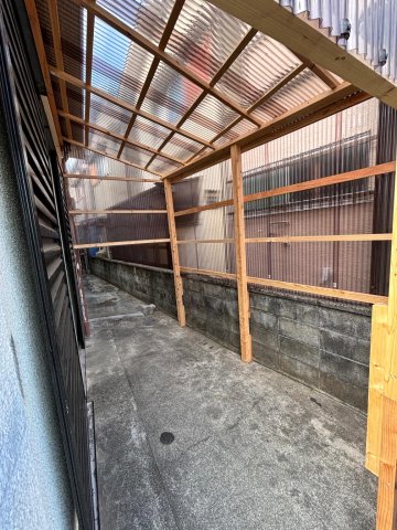 その他設備　屋根付きの駐輪場なので雨の日でも安心です！