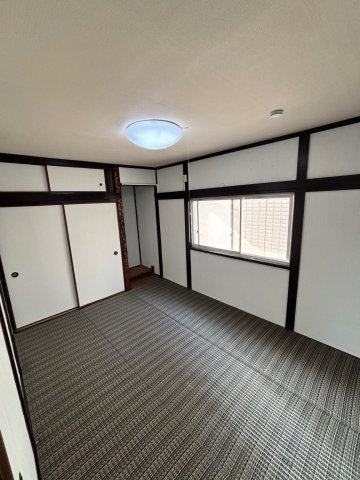 収納　各部屋に収納があるため、小さなお子様のいる家族にも安心です！