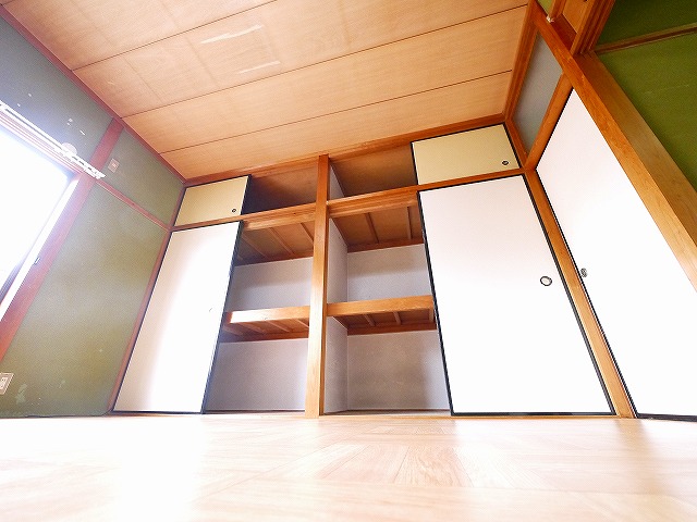 玄関　明るい玄関です