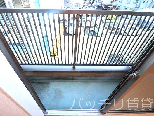 バルコニー　同型タイプの為現状を優先致します。