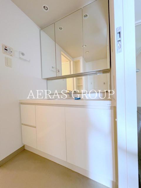 洗面設備　同仕様