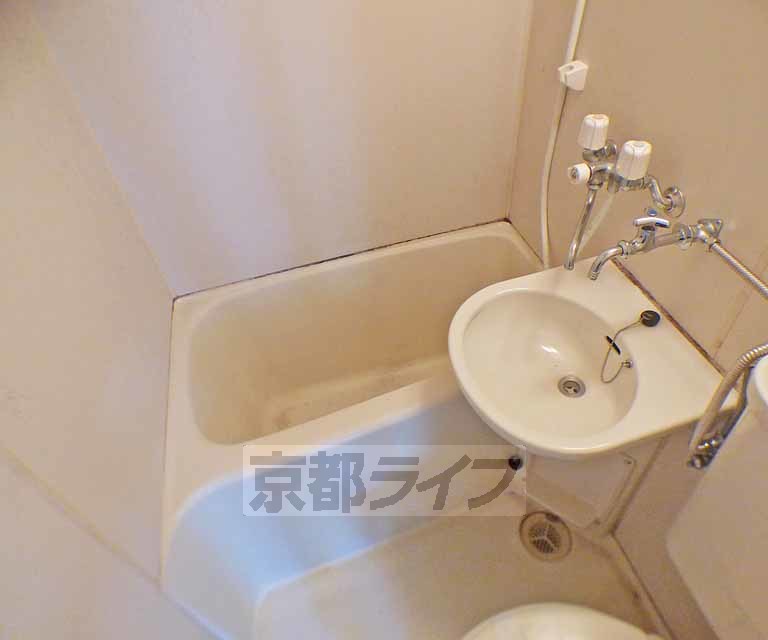 バス・シャワールーム　浴室です。