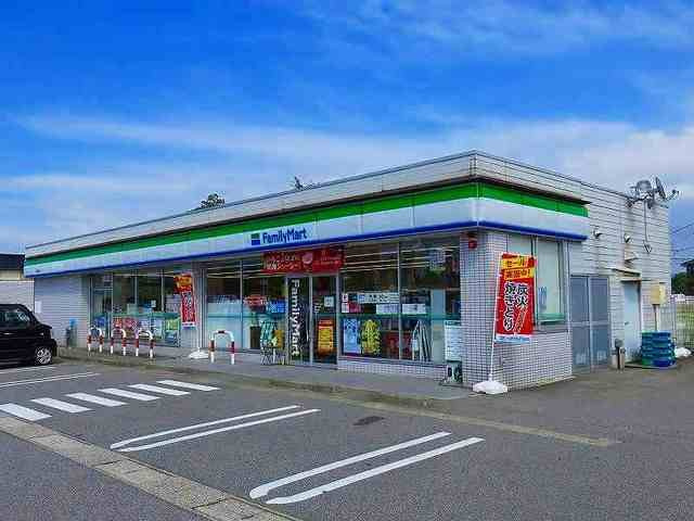 コンビニ　ファミリーマート 砺波苗加店（コンビニ）まで337m