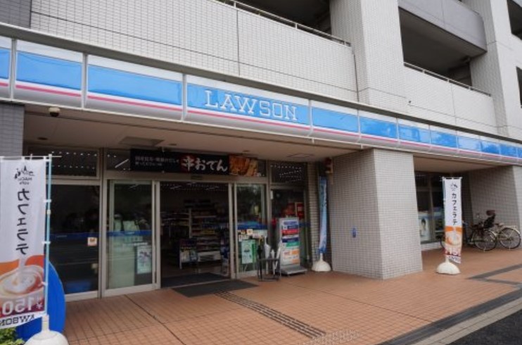 コンビニ　ローソン新城中町店（コンビニ）まで337m