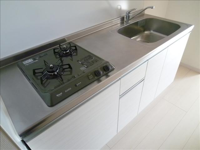 キッチン　嬉しいシステムキッチンです