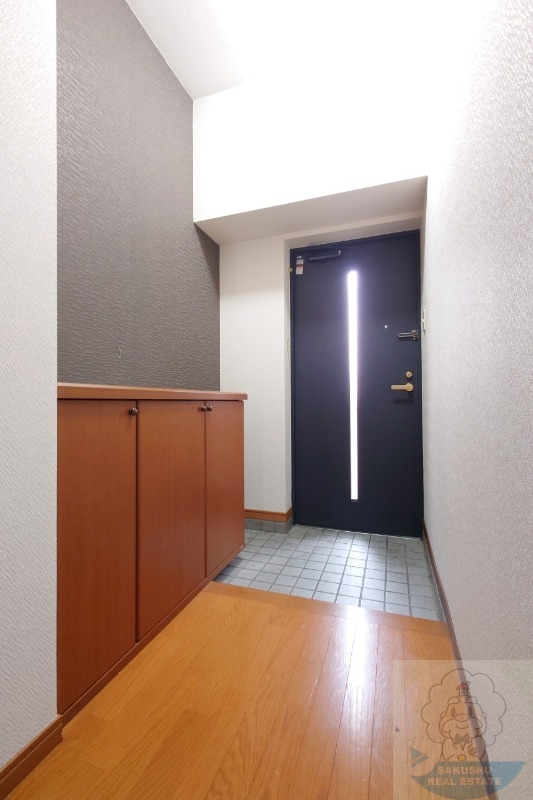 玄関　反転タイプの別室参考写真