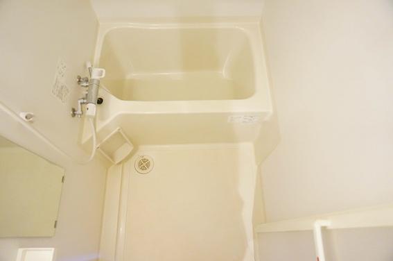 バス・シャワールーム　浴室