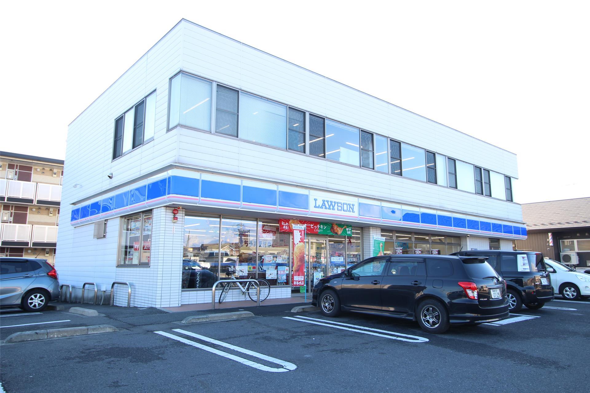 コンビニ　ローソン 高崎上中居店（コンビニ）まで450m