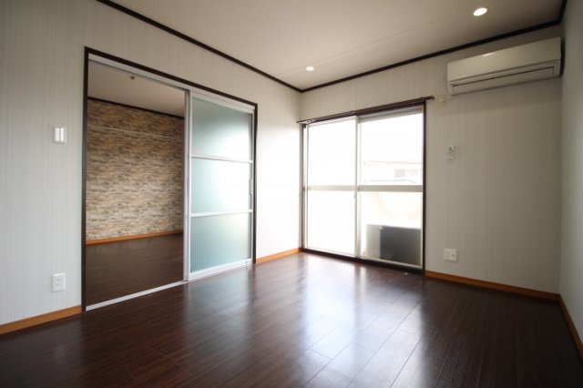 居室・リビング　使いやすい居間です